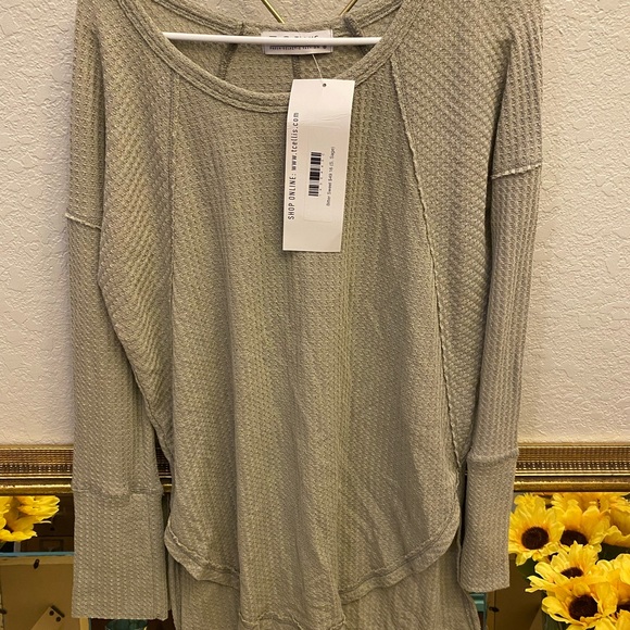 T. C. Elli’s longsleeve in sage
Size small
NWT - Picture 1 of 4